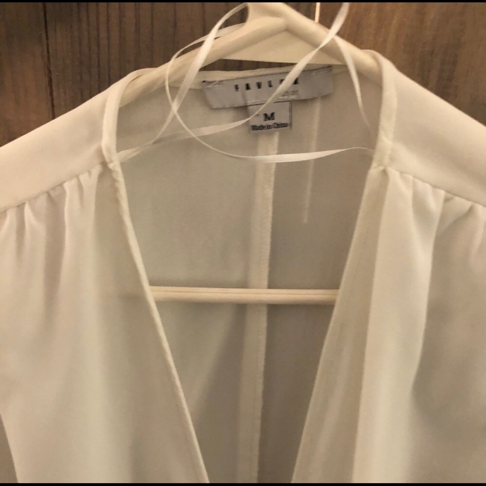 White front tie top! - Picture 2 of 2